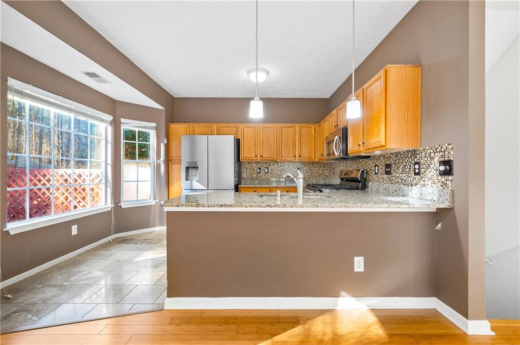 4054 Spring Cove Drive Duluth, GA 30097 - Photo 10 of 37