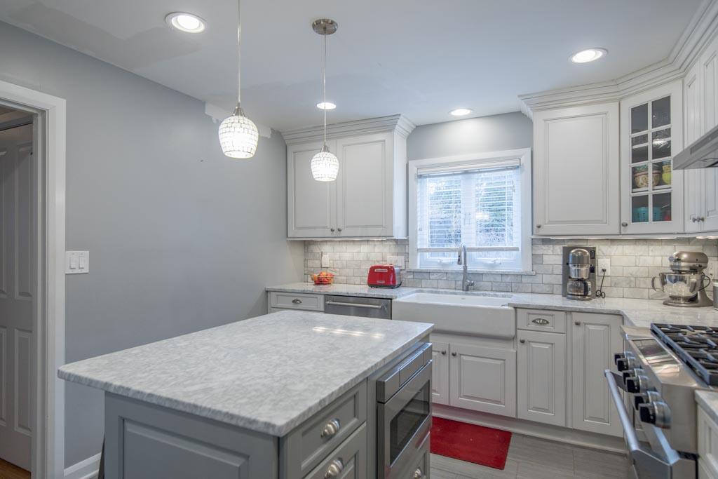 2240 Dorset Road Columbus, OH 43221 - Photo 13 of 28