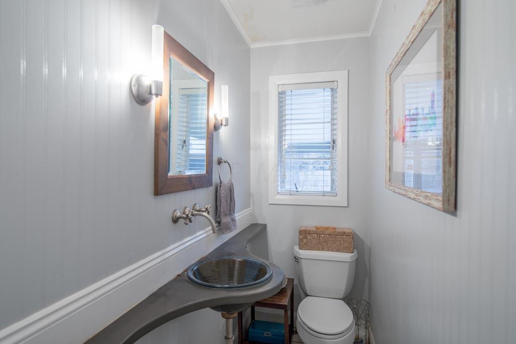 2240 Dorset Road Columbus, OH 43221 - Photo 15 of 28