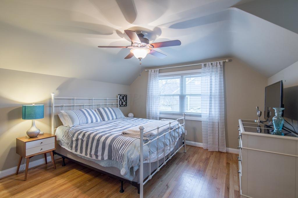 2240 Dorset Road Columbus, OH 43221 - Photo 17 of 28