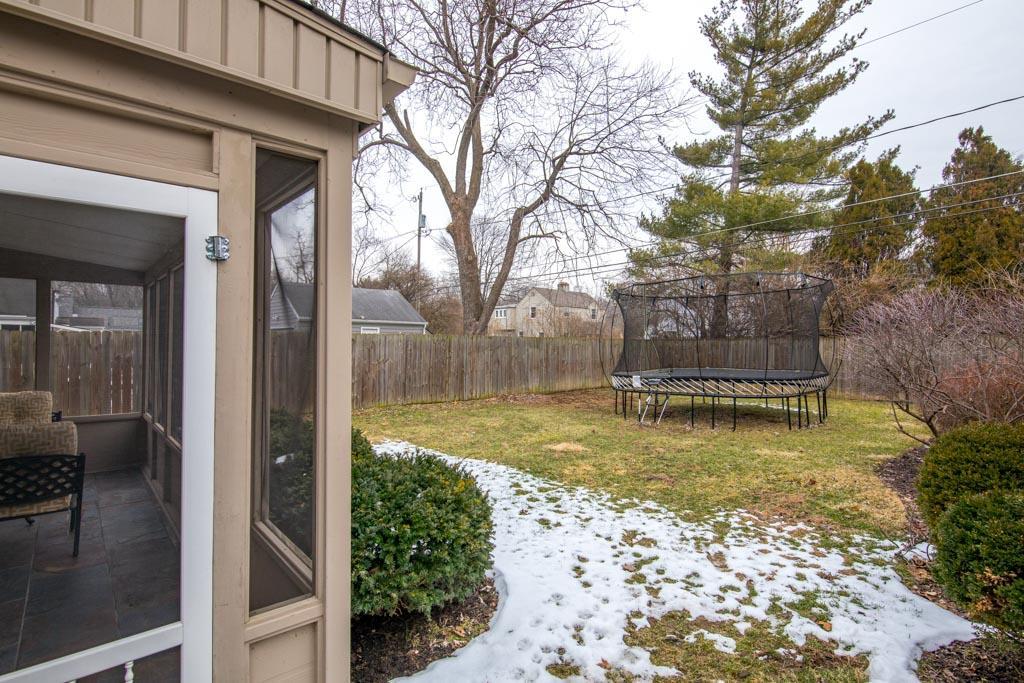 2240 Dorset Road Columbus, OH 43221 - Photo 25 of 28