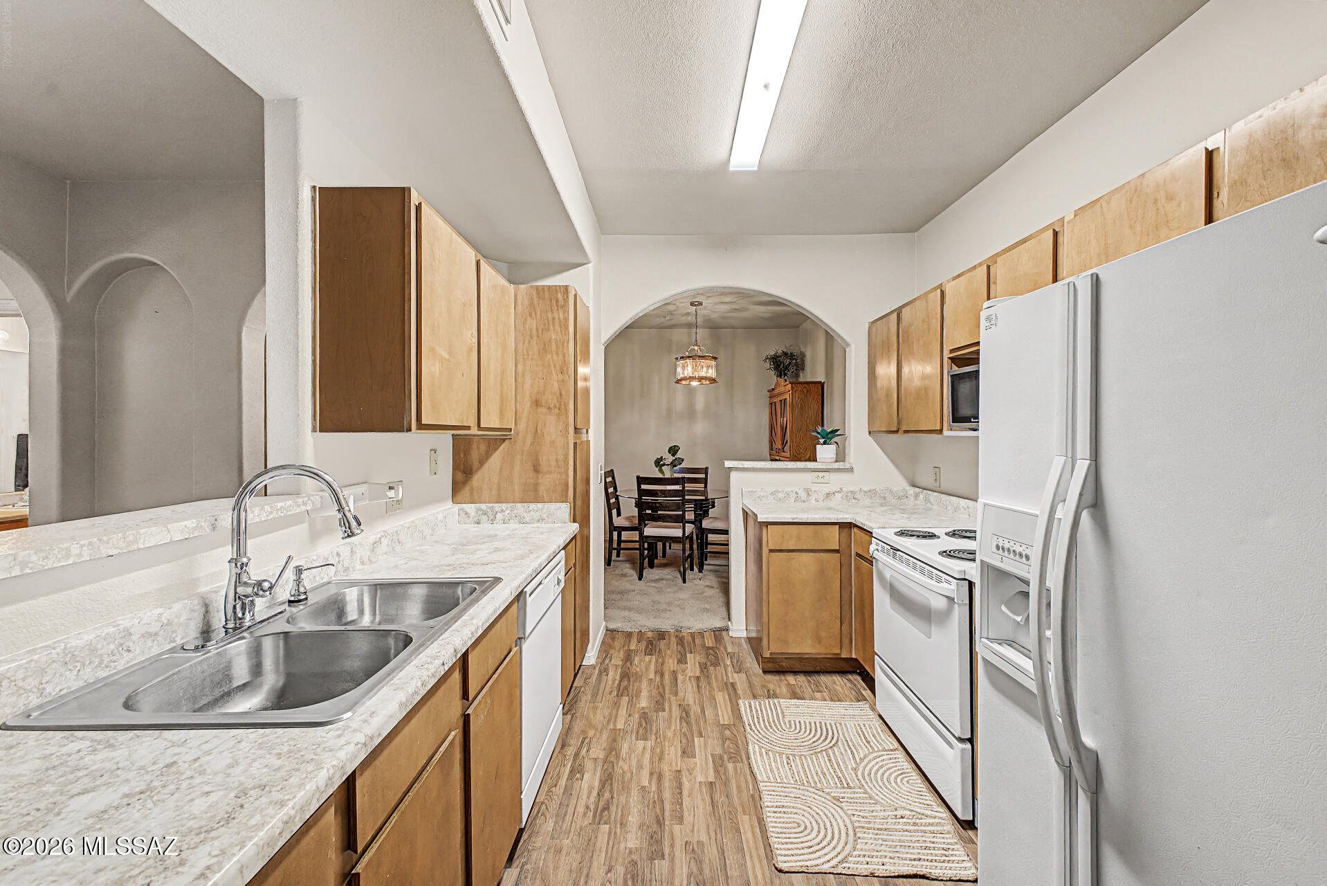 2550 East River Road, Unit 1102 Tucson, AZ 85718 - Photo 10 of 26 10-River