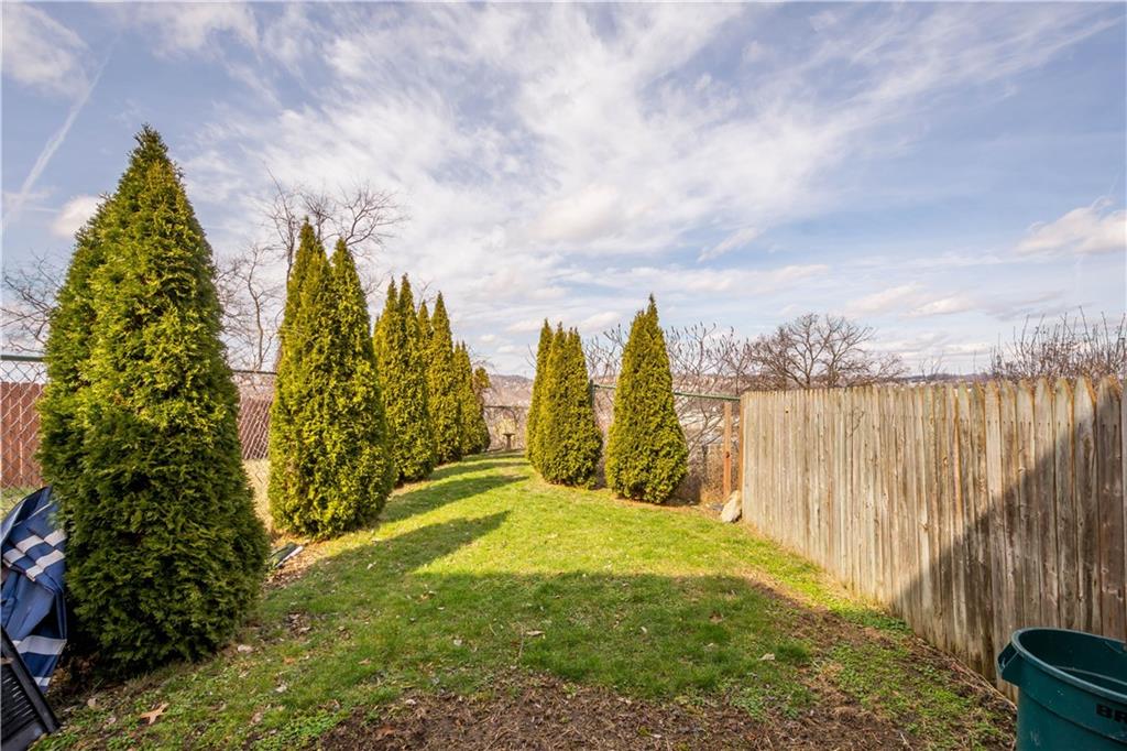 1731 Cliff Street Pittsburgh, PA 15219 - Photo 7 of 23