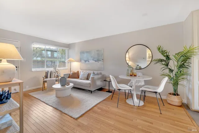 $599,000 | 61 Pixley Avenue, Unit 3, Corte Madera, CA 94925