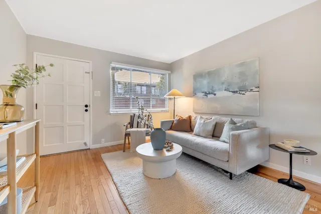 $599,000 | 61 Pixley Avenue, Unit 3, Corte Madera, CA 94925