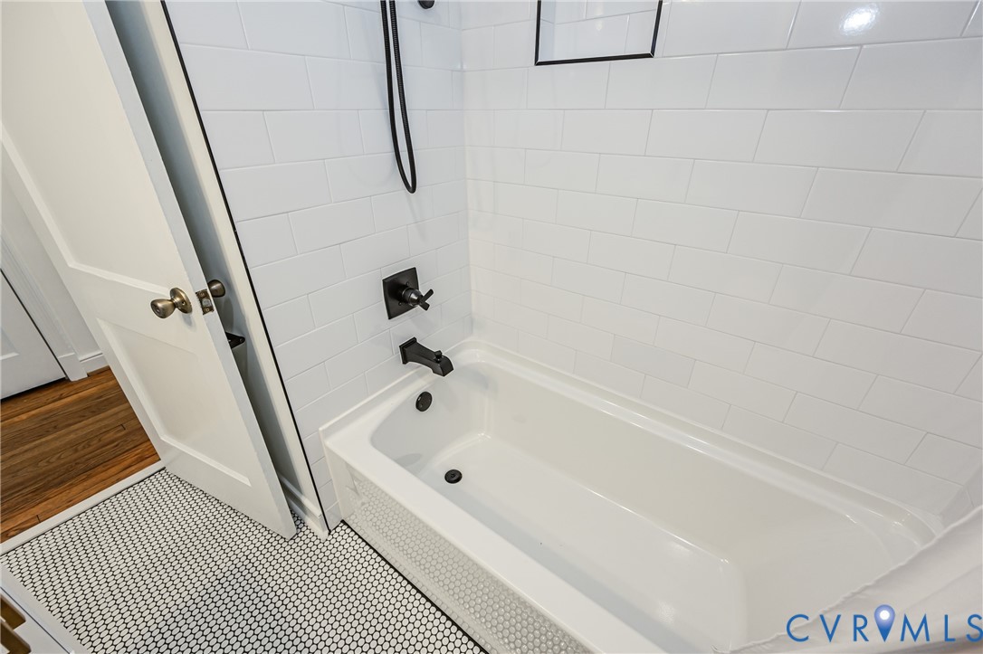 1312 Santa Rosa Road Henrico, VA 23229 - Photo 34 of 54 Downstair Hall Bathroom with New Soaking Tub and T