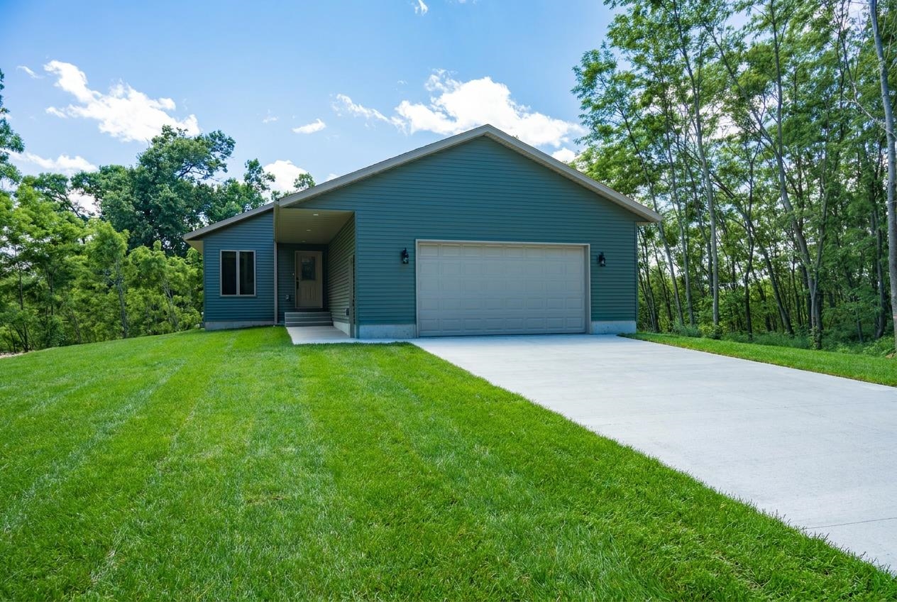 519 Oak Grove Necedah, WI 54646 - Photo 4 of 51