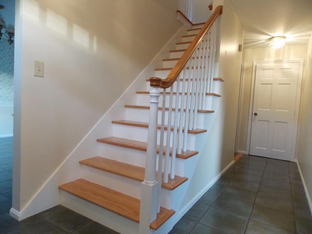 26 Sawyer Road Keene, NH 03431 - Photo 2 of 21