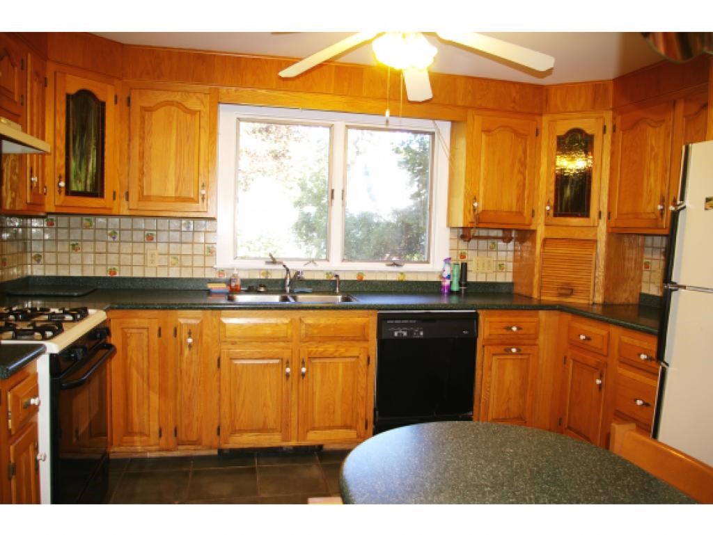 26 Sawyer Road Keene, NH 03431 - Photo 7 of 21