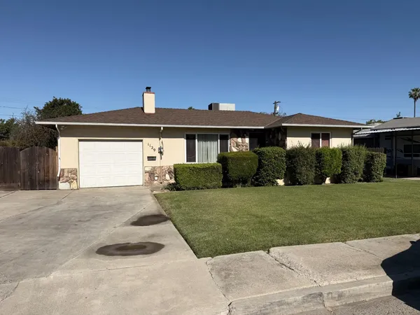 $399,900 | 1129 Idaho Avenue, Los Banos, CA 93635