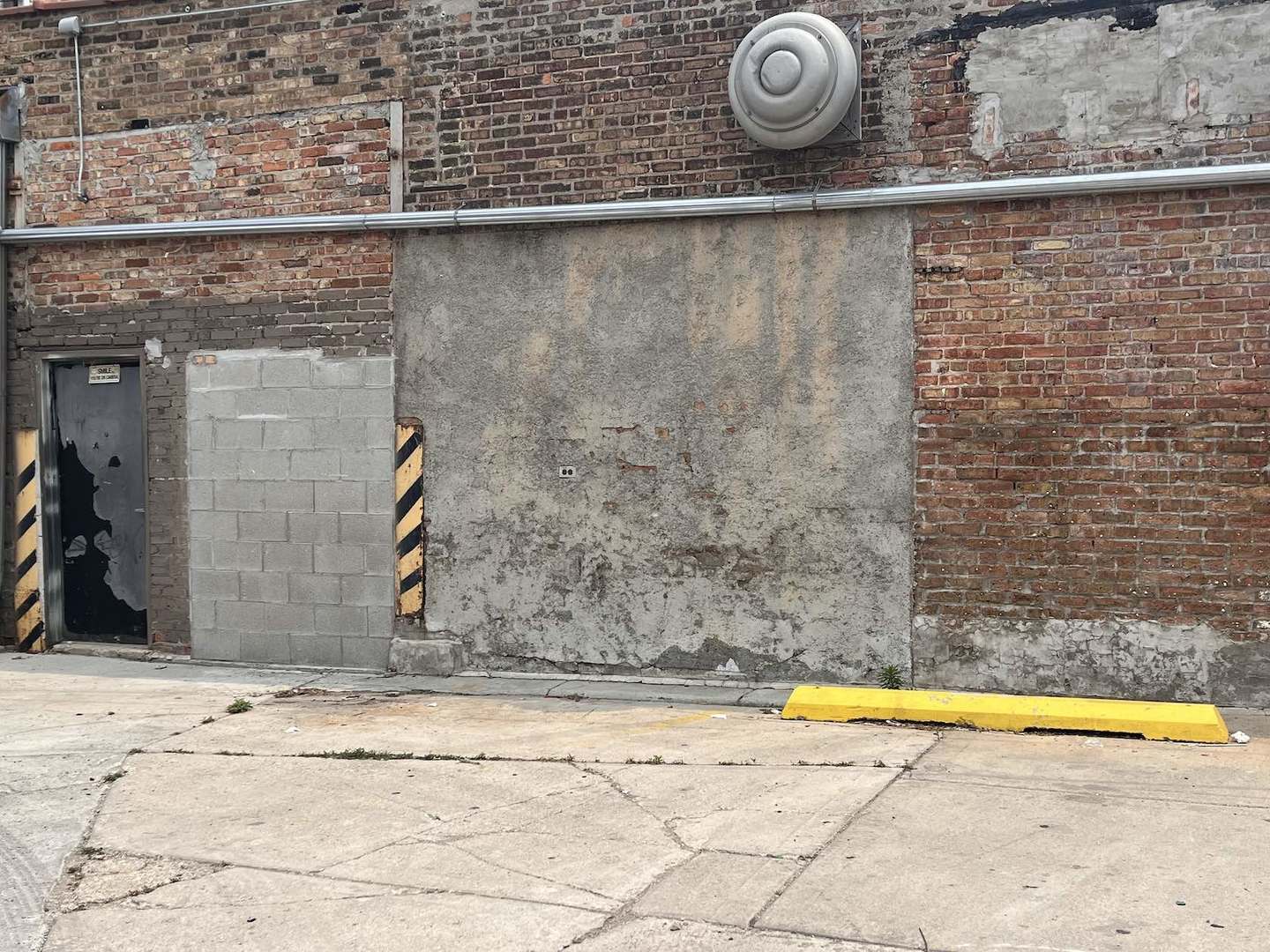 4138 South Archer Avenue, Unit R Chicago, IL 60632 - Photo 3 of 6 a view of small space