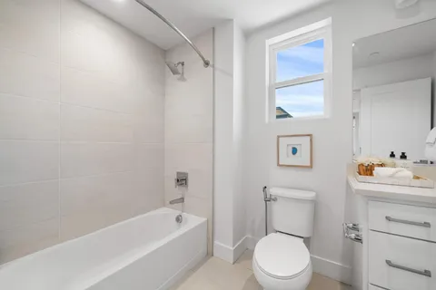$1,998,000 | 16015 Bartlett Court, Los Gatos, CA 95032