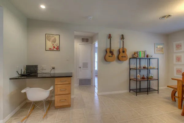 $3,000 | 7608 Delafield Lane, Austin, TX 78752