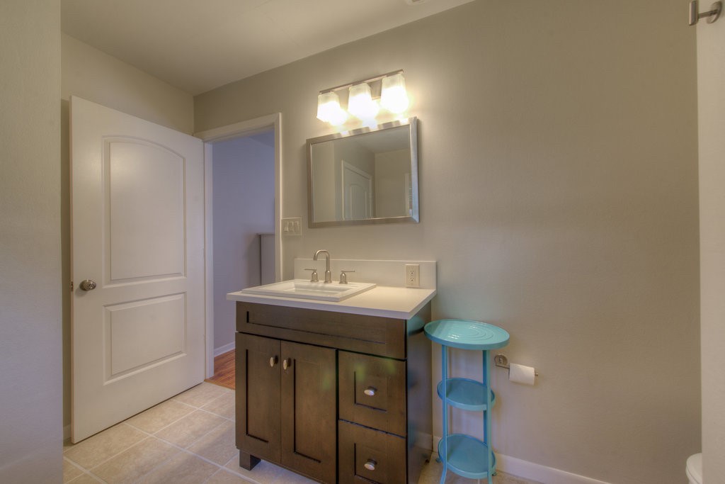 7608 Delafield Lane Austin, TX 78752 - Photo 20 of 33