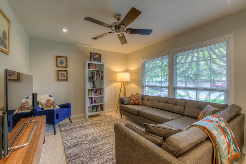 7608 Delafield Lane Austin, TX 78752 - Photo 10 of 33