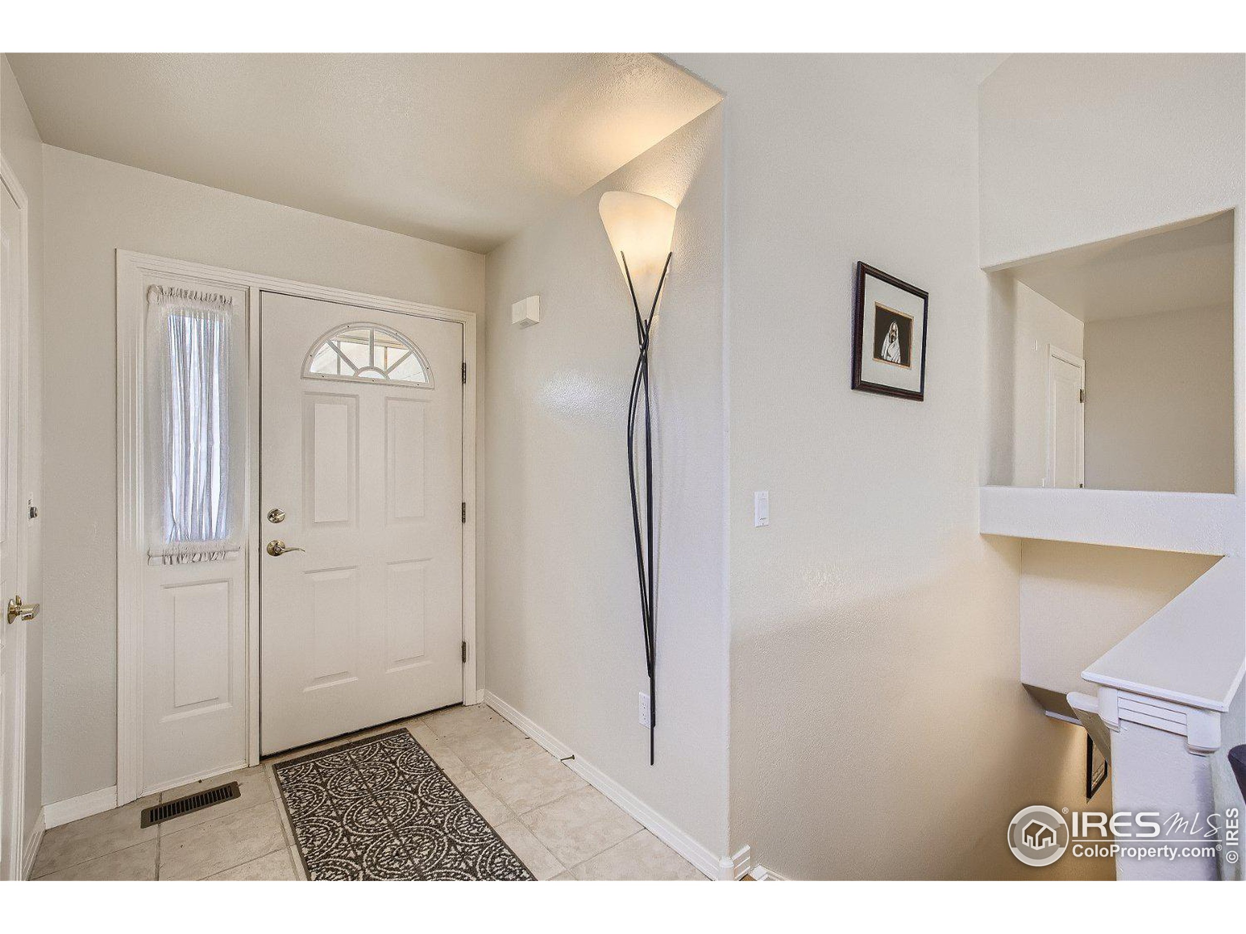 908 Hover Ridge Circle Longmont, CO 80501 - Photo 4 of 27