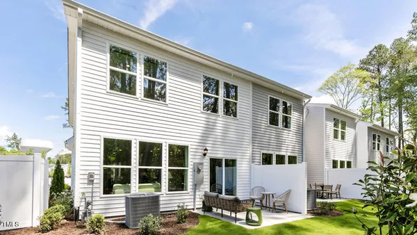 a view of house with a outdoor space