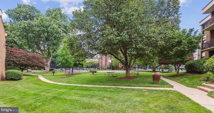 2112 Bonnywood Lane, Unit 2102 Silver Spring, MD 20902 - Photo 17 of 18