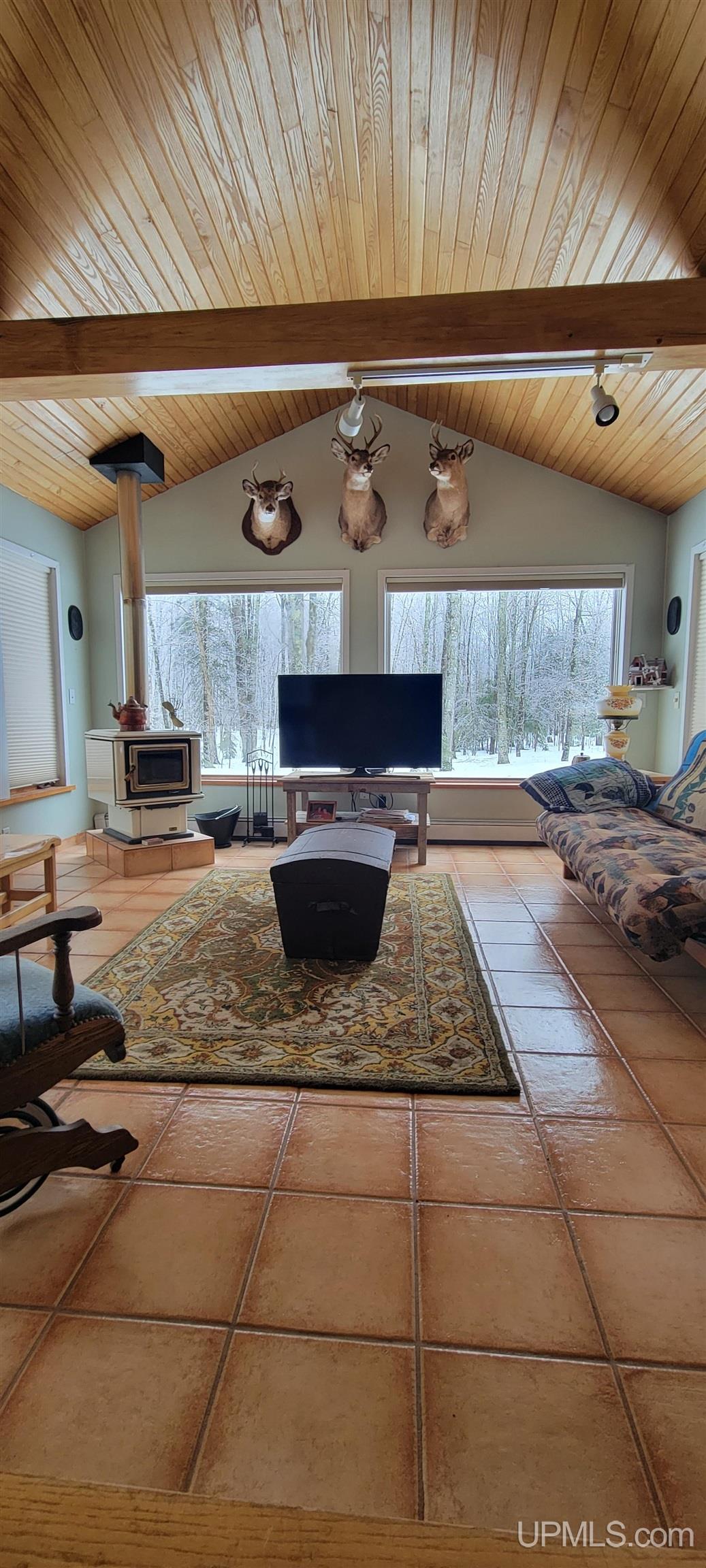 5784 East Maple Ridge 37th Road Rock, MI 49880 - Photo 12 of 50