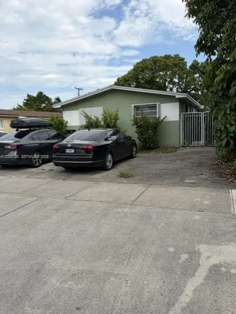 $699,000 | 210 East 10th Street, Hialeah, FL 33010