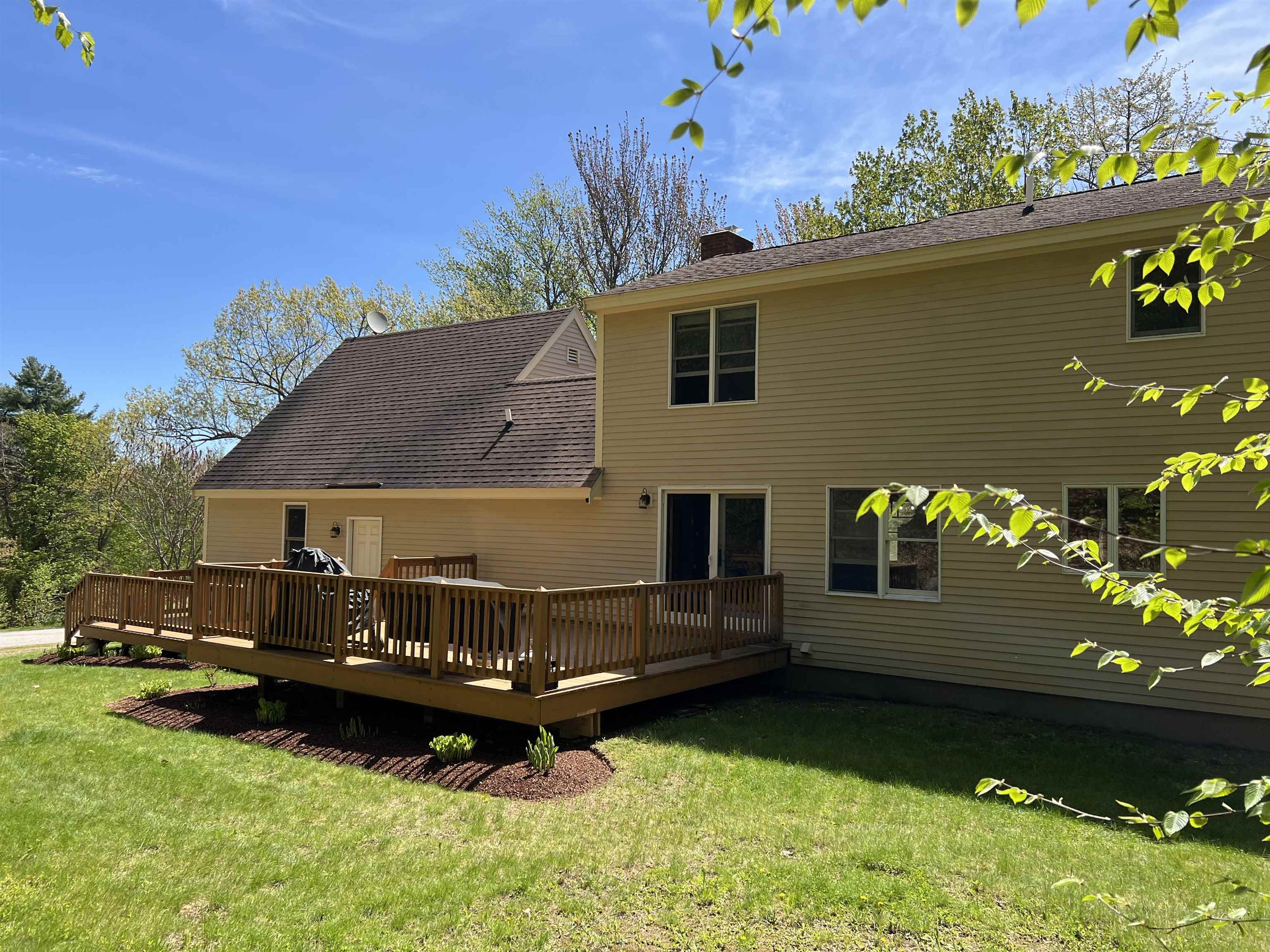 15 Chevey Hill Road Weare, NH 03281 - Photo 4 of 41