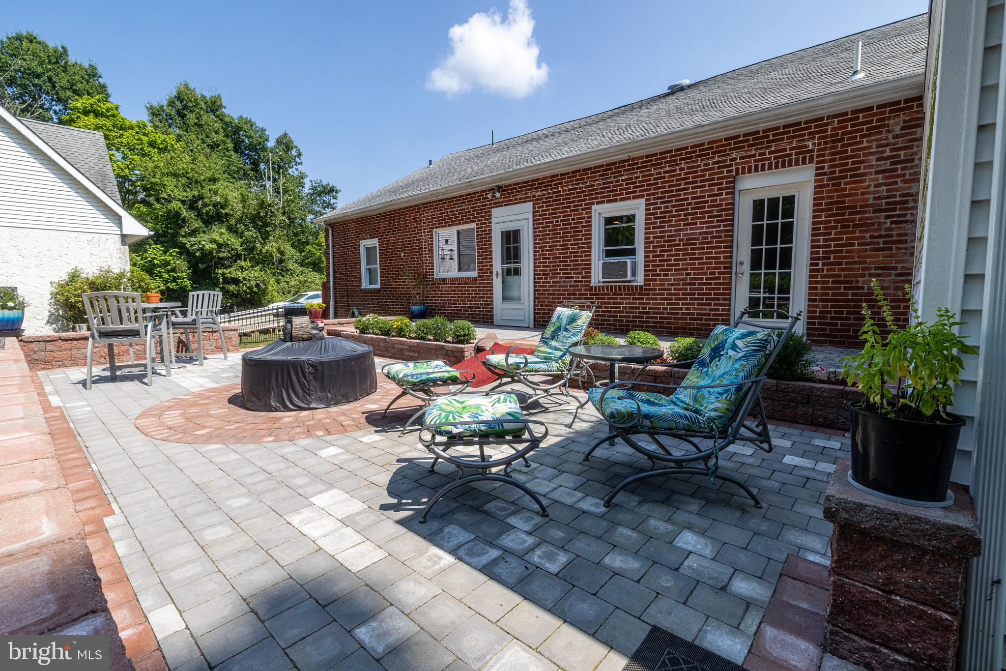 341 Old Bethlehem Road Quakertown, PA 18951 - Photo 11 of 60 Patio installed 2023