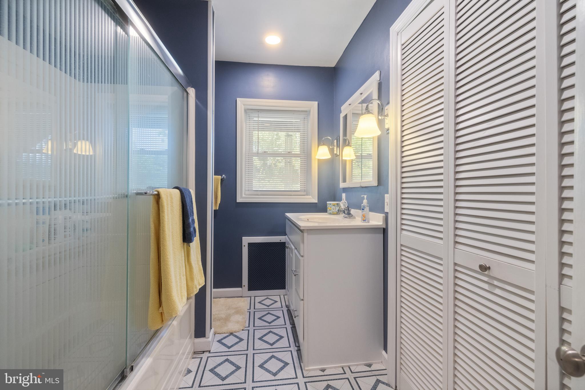 341 Old Bethlehem Road Quakertown, PA 18951 - Photo 36 of 60 main floor full bathroom