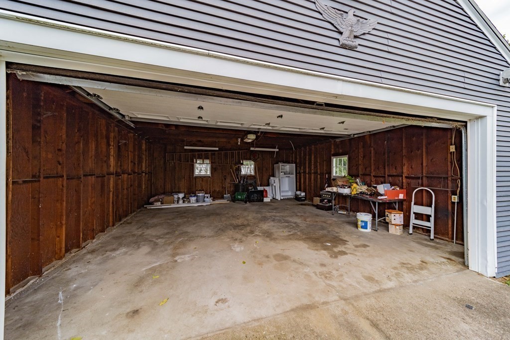 120 Winton Street Springfield, MA 01118 - Photo 24 of 25 a view of a chairs and table in the parking space