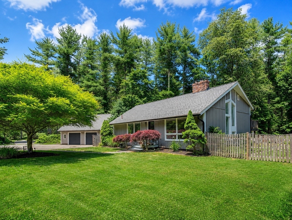 10 Mountain Road Easton, MA 02356 - Photo 2 of 42