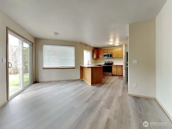 $2,560 | 17302 26th Avenue East, Unit 1, Tacoma, WA 98445