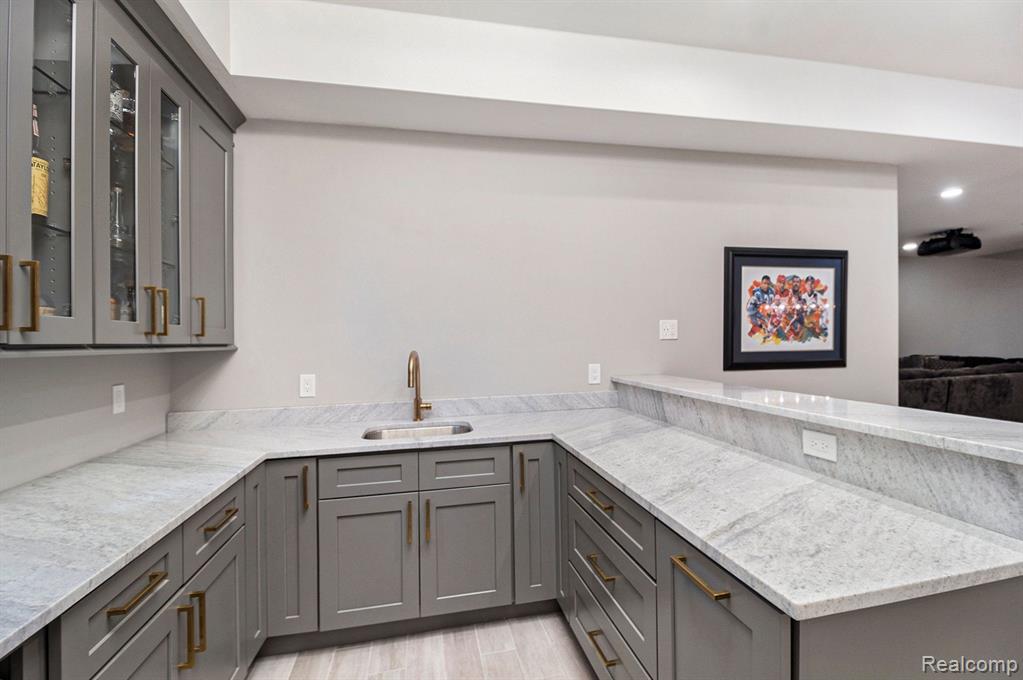 471 Montclair Way Milford, MI 48381 - Photo 46 of 75