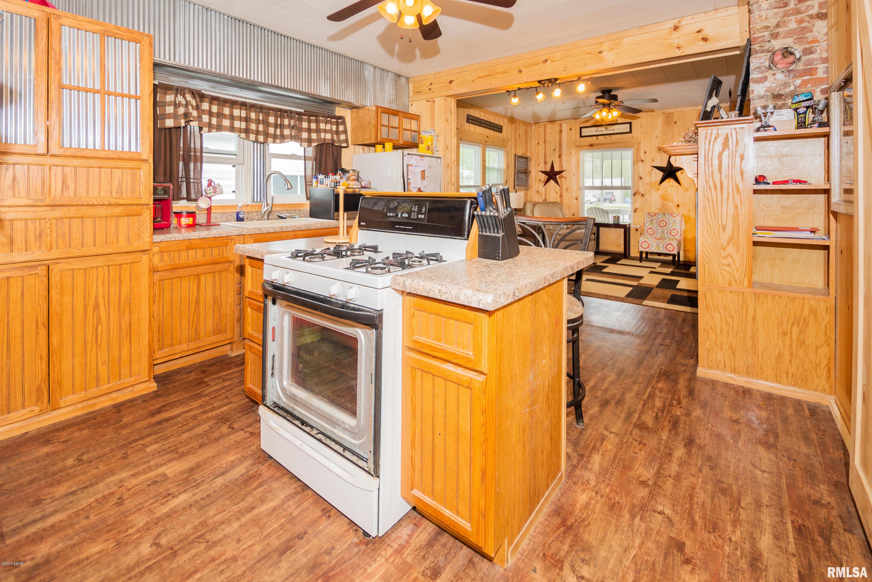 620 Fairfield Road Mount Vernon, IL 62864 - Photo 8 of 27