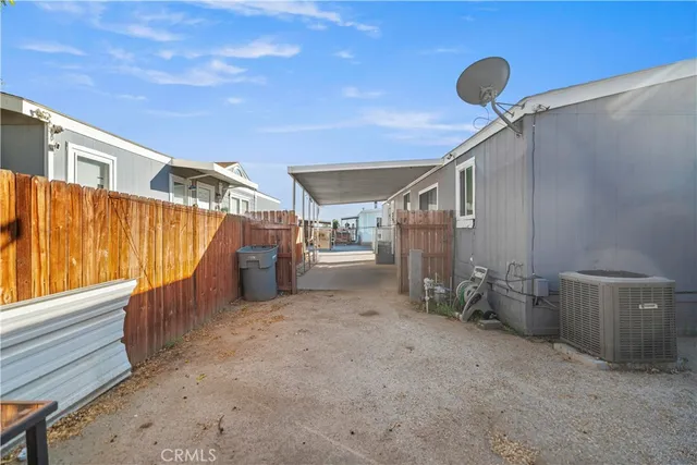 a view of a storage & utility room