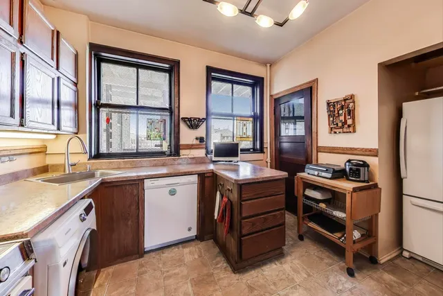 $324,500 | 5515 South Woodlawn Avenue, Unit 3S, Chicago, IL 60637