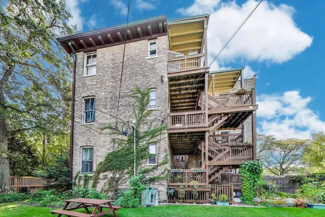 $324,500 | 5515 South Woodlawn Avenue, Unit 3S, Chicago, IL 60637