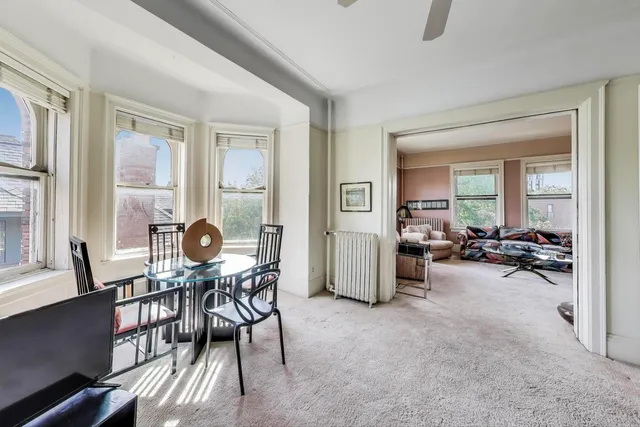 $324,500 | 5515 South Woodlawn Avenue, Unit 3S, Chicago, IL 60637