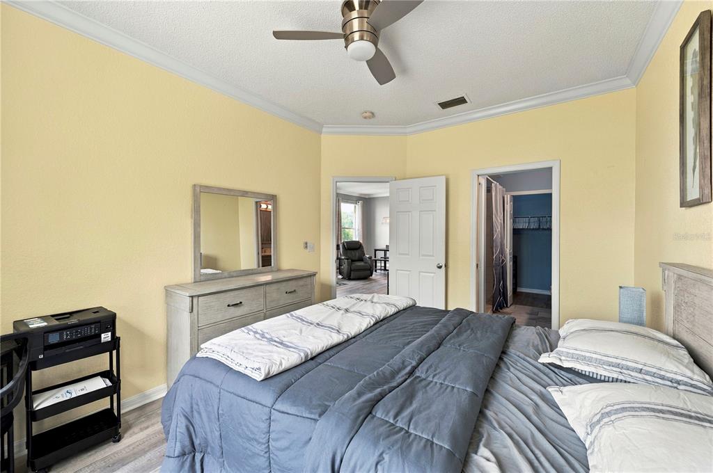 1050 Starkey Road, Unit 709 Largo, FL 33771 - Photo 13 of 34 Gallery Image 13