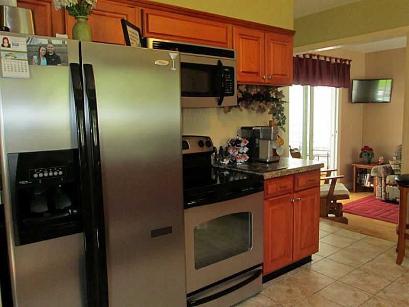 317 Albion Road Lincoln, RI 02865 - Photo 10 of 22 Kitchen.
