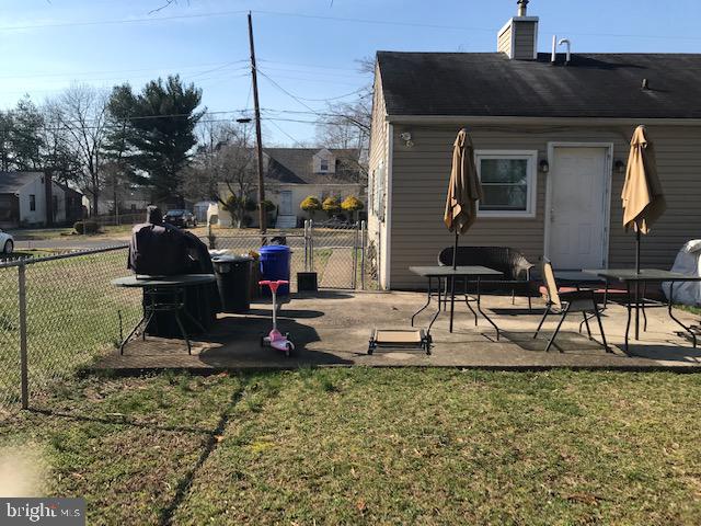 66 Knight Avenue Clementon, NJ 08021 - Photo 3 of 4