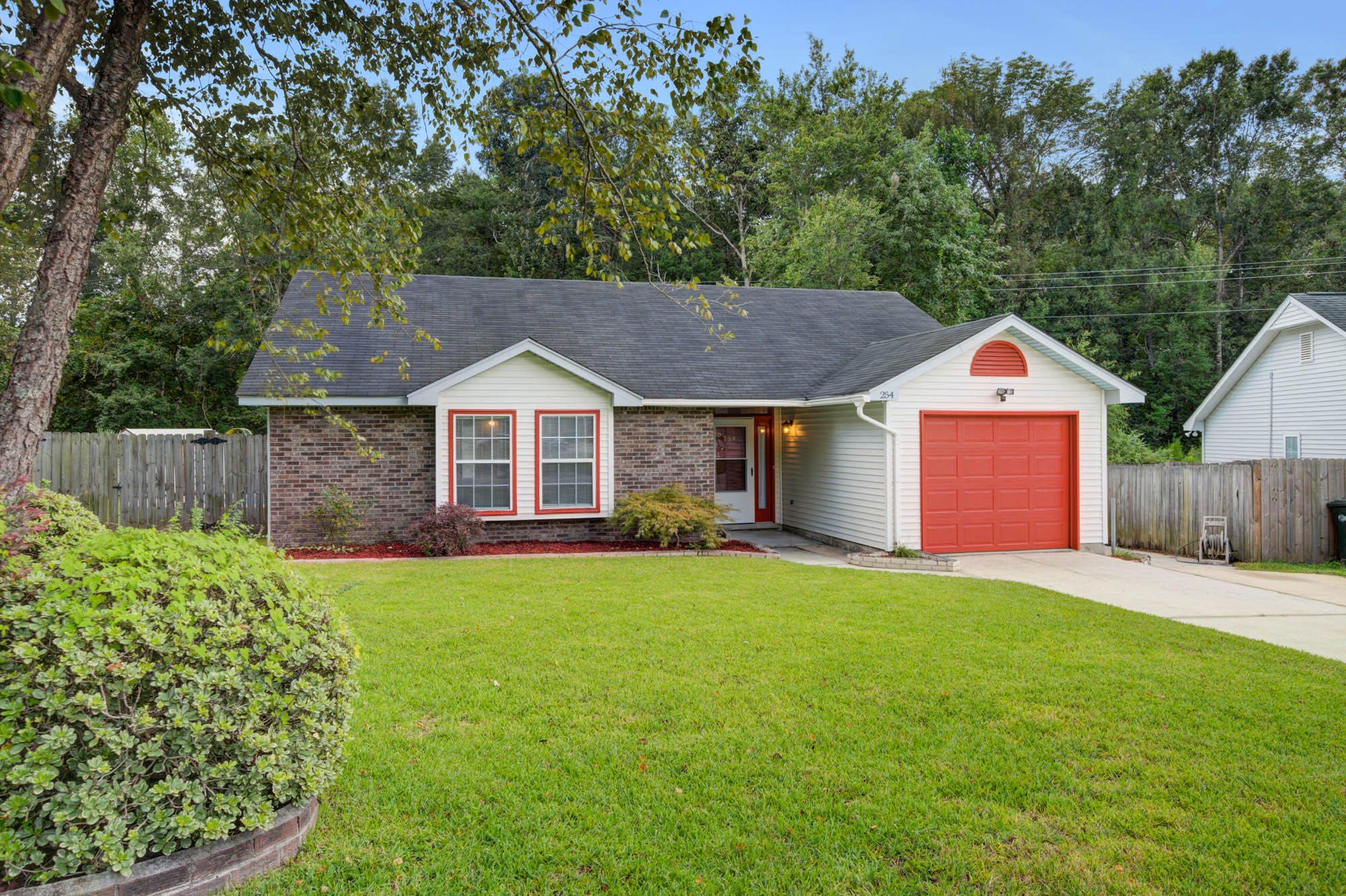 254 Two Hitch Road Goose Creek, SC 29445 - Photo 19 of 21 CalSiglerPhotography-254TwoHitch (2)