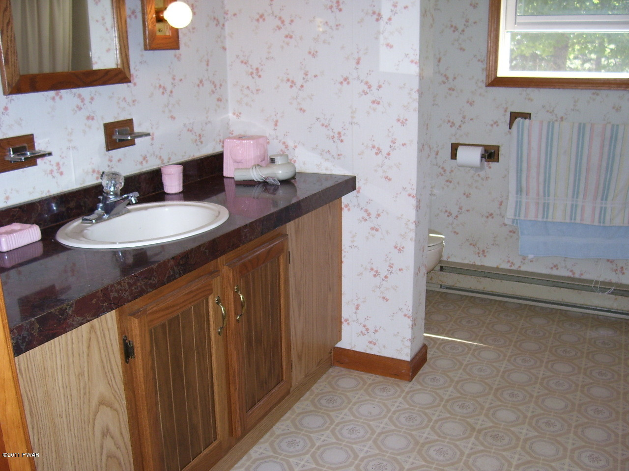 128 Galahad Road Greeley, PA 18425 - Photo 14 of 16