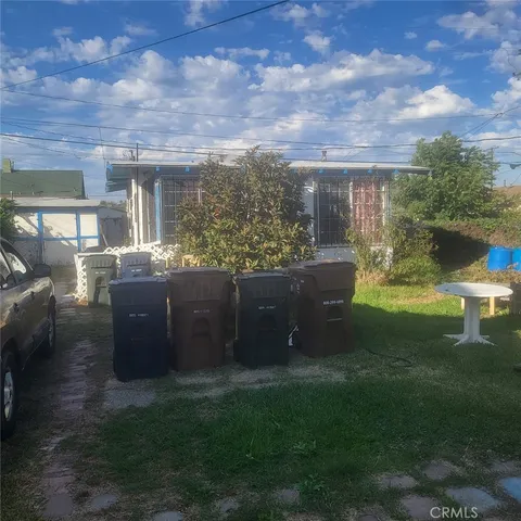 a view of outdoor space yard and patio