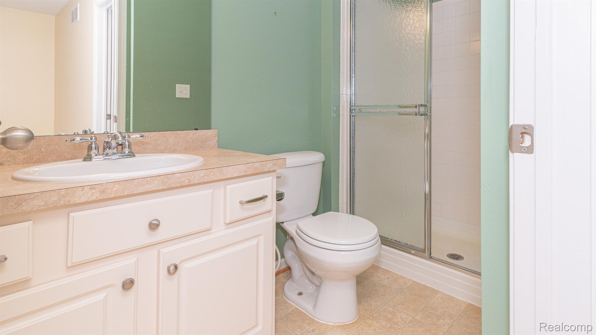 49105 Hawksburry Road, Unit 31 Canton, MI 48188 - Photo 45 of 56 Gallery Image 45