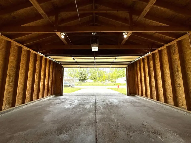 $256,000 | 424 East Clark Street, Glenwood, IL 60425