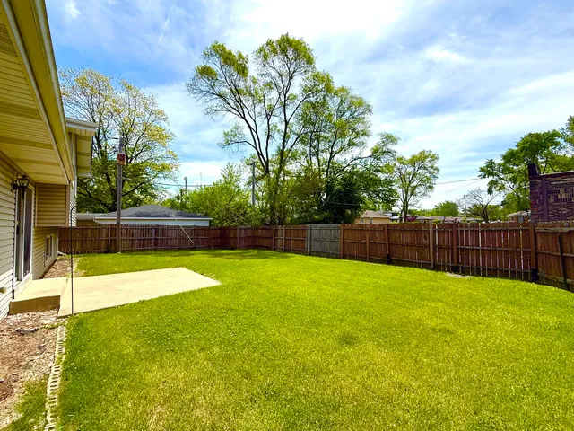 $256,000 | 424 East Clark Street, Glenwood, IL 60425