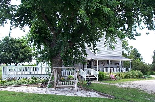 2350 North Dwight Road Morris, IL 60450 - Photo 1 of 1