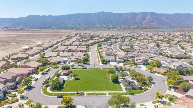 $715,000 | 29206 Hibiscus, Lake Elsinore, CA 92530