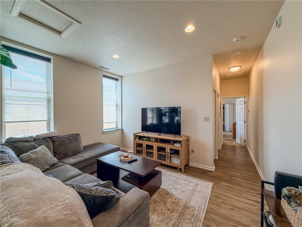 137 North Main Street, Unit B Butler, PA 16001 - Photo 4 of 28