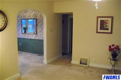 1113 Doyle Road New Haven, IN 46774 - Photo 8 of 29