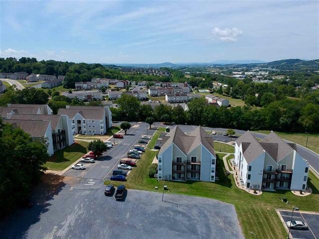 1346 Hunters Road, Unit K Harrisonburg, VA 22801 - Photo 4 of 6 Gallery Image 4